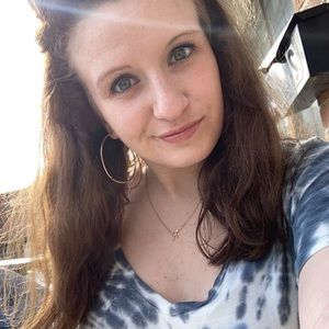 Meet your Posher, Lacey